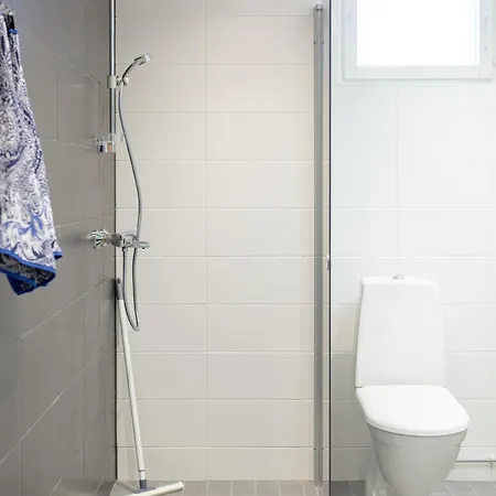 Tuures Host By Tuure * Турку